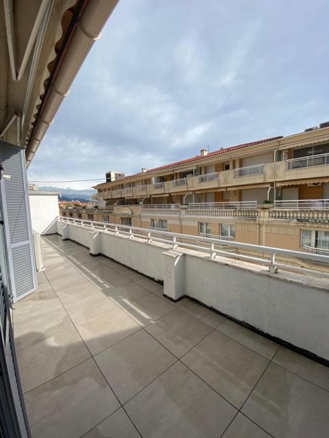 Location appartement T4 Beausoleil - Photo 5