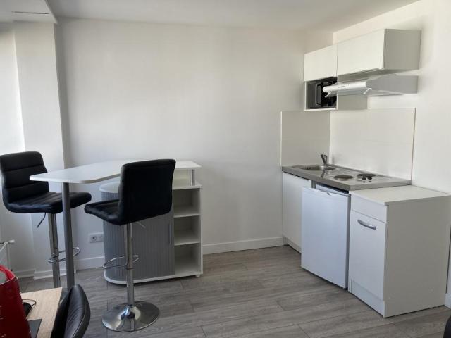Location appartement T1 La Roche sur Yon - Photo 4