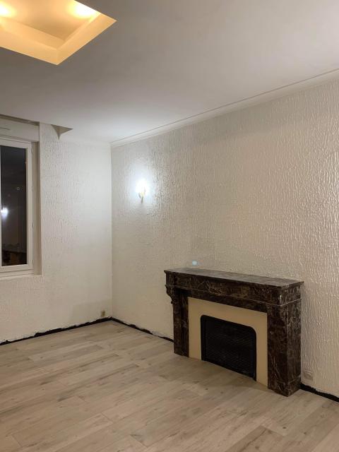 Location appartement T4 Nimes - Photo 3