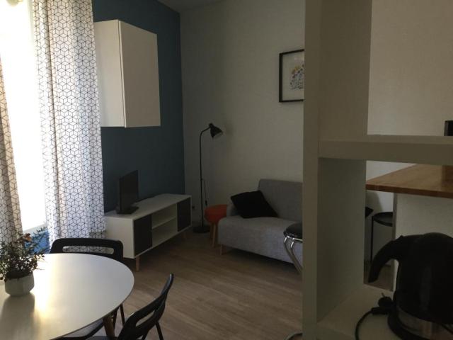 Location appartement T2 Nimes - Photo 3