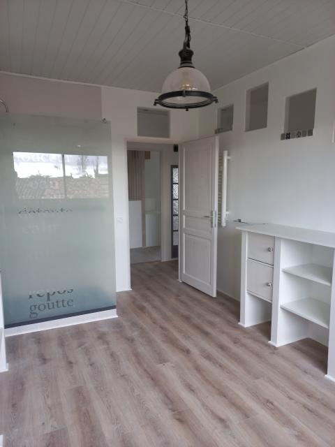 Location maison F4 L'Isle Jourdain - Photo 6