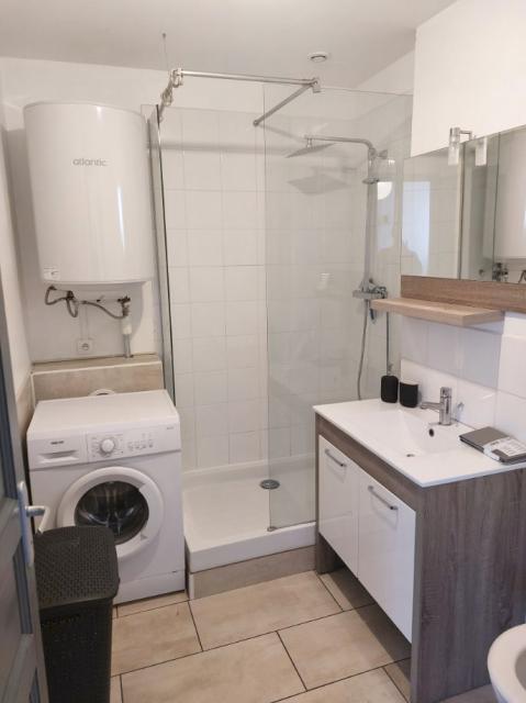 Location appartement T2 St Etienne - Photo 5