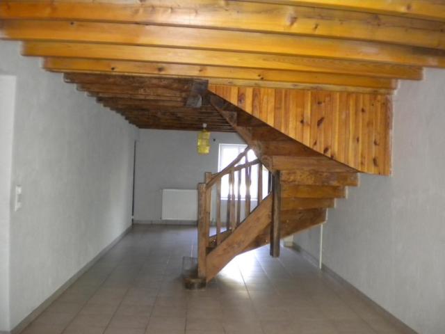 Location maison F4 Jonquieres - Photo 2