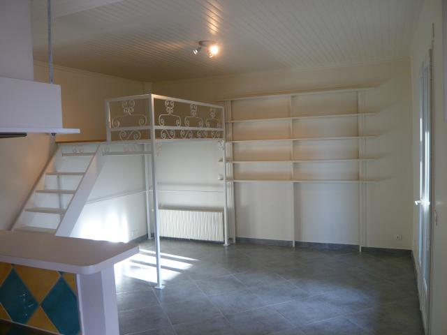 Location studio St Brice sous Foret - Photo 2