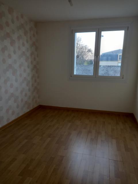 Location appartement T3 Chalons en Champagne - Photo 5
