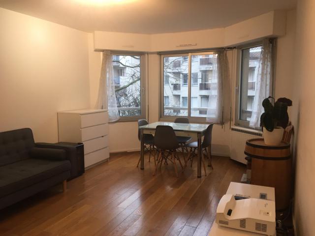 Location T2 Meuble Avec Cuisine Equipee A Paris 14 1300 37 M
