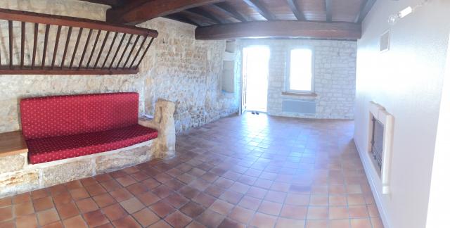 Location maison F3 Saintes - Photo 3