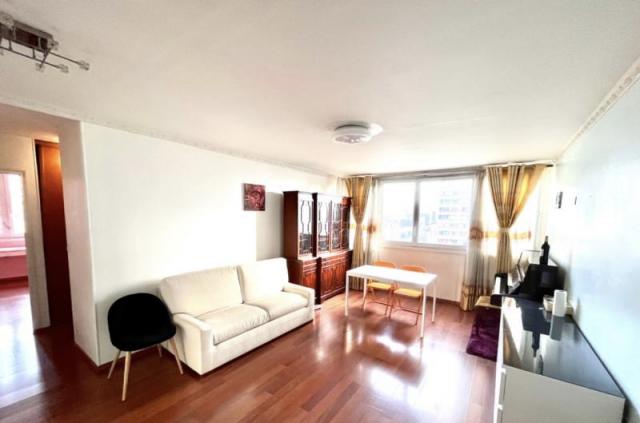 Location T3 Sur Paris 75013 1850 E 67 M