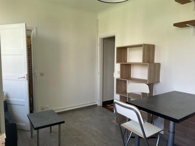 Location appartement T2 Paris 20 - Photo 6