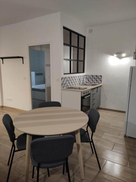 Location appartement T2 Nimes - Photo 3