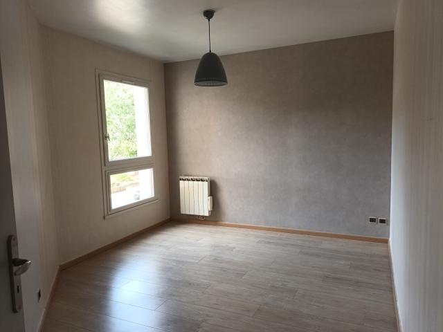 Location appartement T5 Vannes - Photo 2