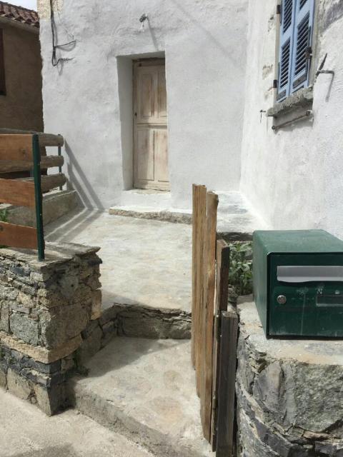 Location appartement T2 Corte - Photo 4