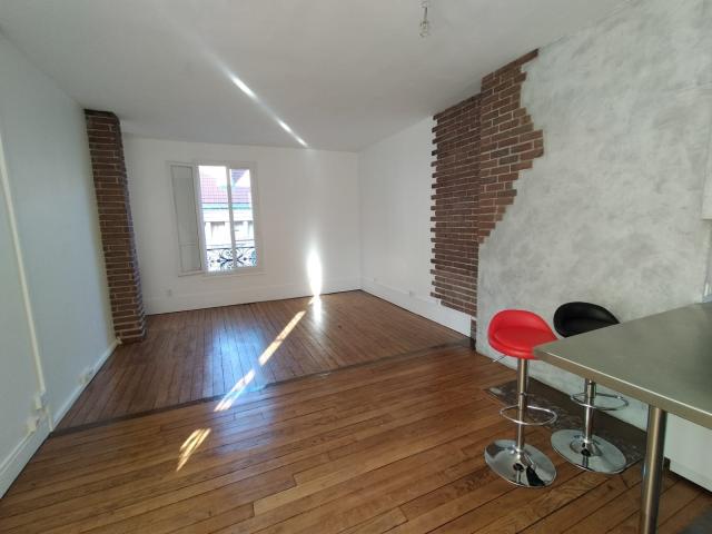 Location studio Nogent sur Marne - Photo 1