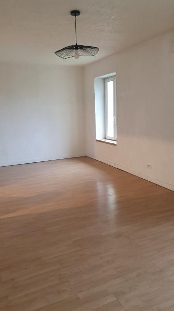 Location appartement T7 Chatillon sous les Cotes - Photo 3