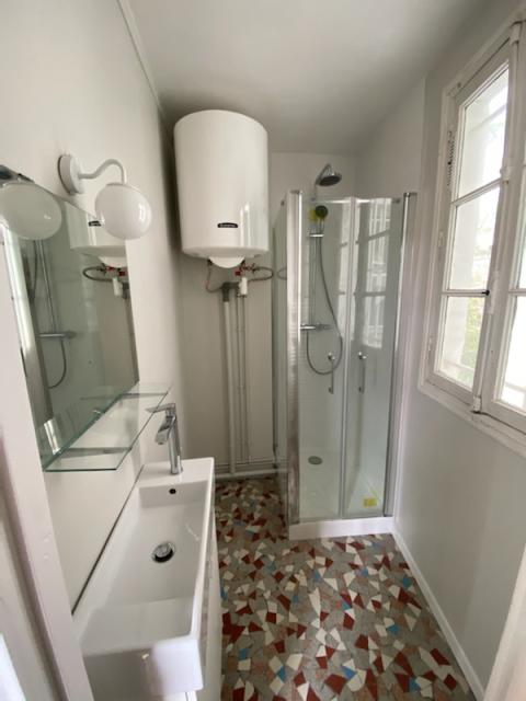 Location appartement T2 Paris 18 - Photo 4