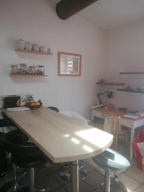 Location studio Marseille 01 - Photo 8