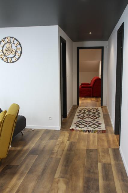 Location appartement T5 Rochejean - Photo 10