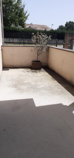 Location appartement T2 St Denis de Pile - Photo 5