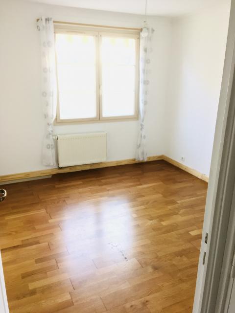 Location appartement T3 Avrille - Photo 3