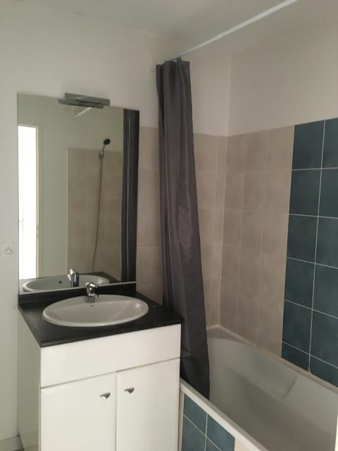 Location appartement T3 Seilh - Photo 5