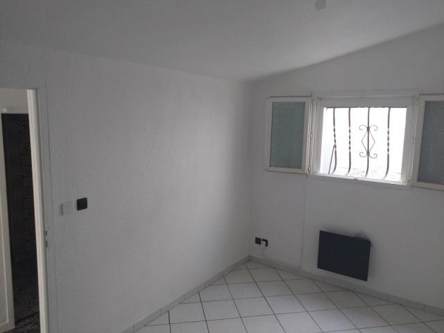Location maison F2 Perpignan - Photo 8
