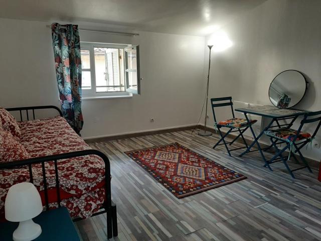 Location studio Toulon - Photo 1