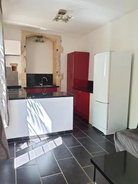 Location appartement T2 Nimes - Photo 1