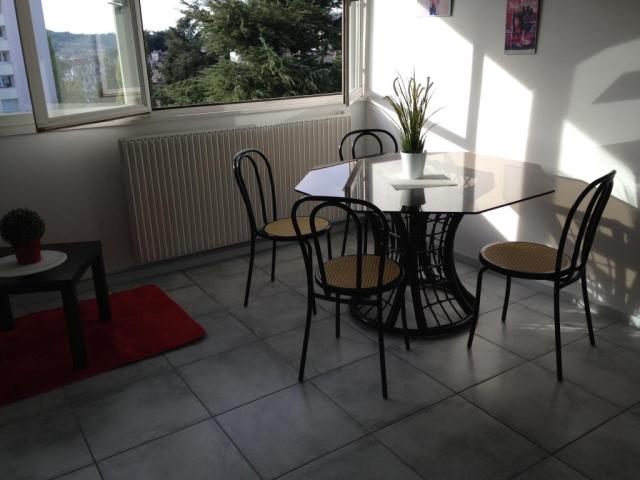 Location studio St Etienne - Photo 2