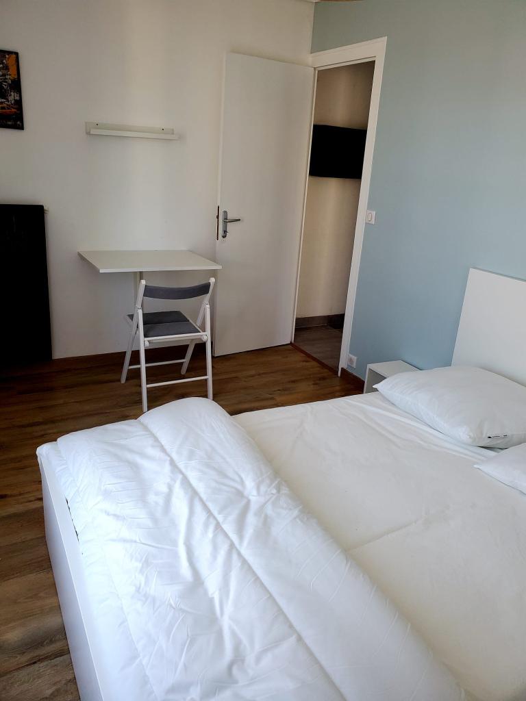 Location chambre Trelaze - Photo 1