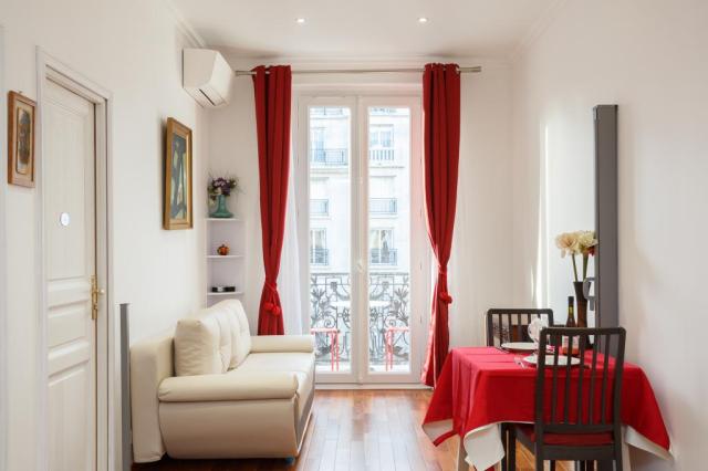 Location appartement T8 Paris 17 - Photo 3