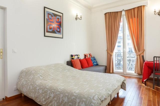 Location appartement T8 Paris 17 - Photo 4