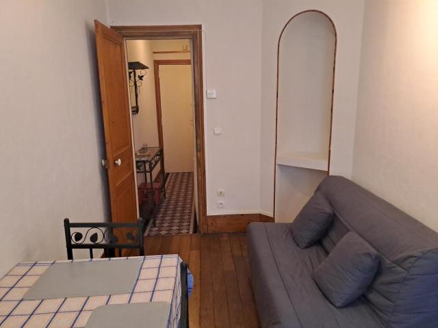 Location appartement T2 Paris 05 - Photo 3