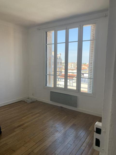 Location appartement T2 Aubervilliers - Photo 2