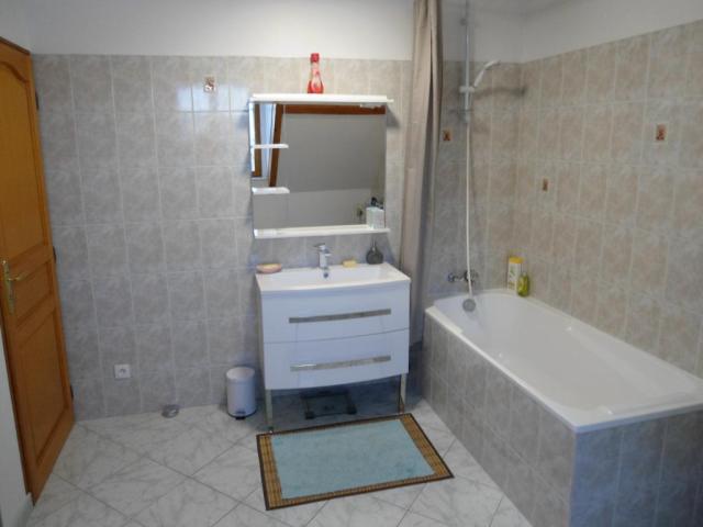 Location appartement T3 St Pierre les Nemours - Photo 5