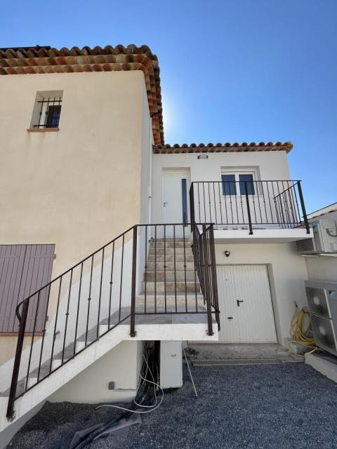 Location appartement T2 Eguilles - Photo 2