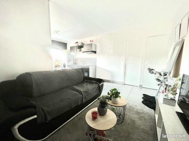 Location appartement T2 La Ferte Milon - Photo 3