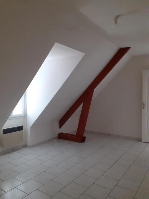 Location maison F5 Contres - Photo 2