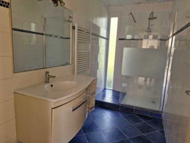 Location maison F4 St Julien les Villas - Photo 8