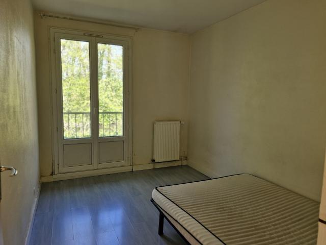 Location maison F4 St Julien les Villas - Photo 9