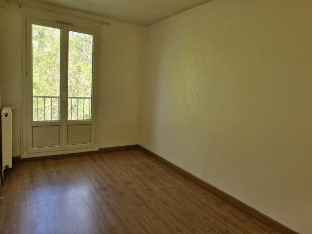 Location maison F4 St Julien les Villas - Photo 10