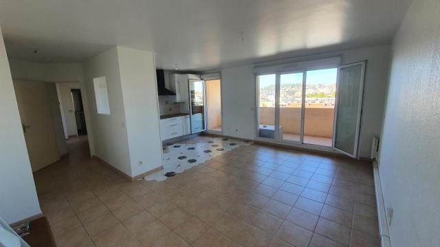 Location appartement T3 Marseille 10 - Photo 1