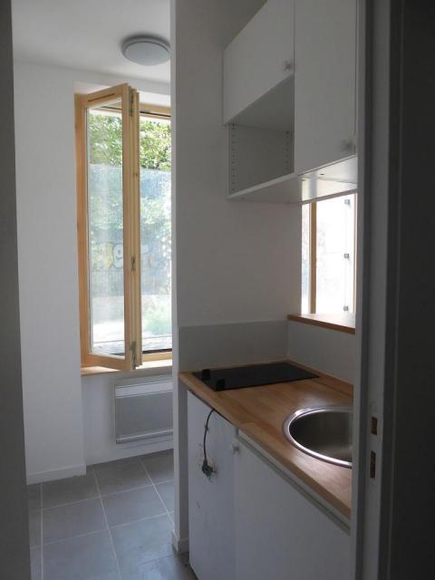 Location studio Paris 20 - Photo 3