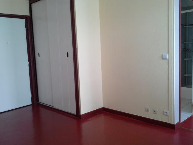 Location appartement T1 Roanne - Photo 3
