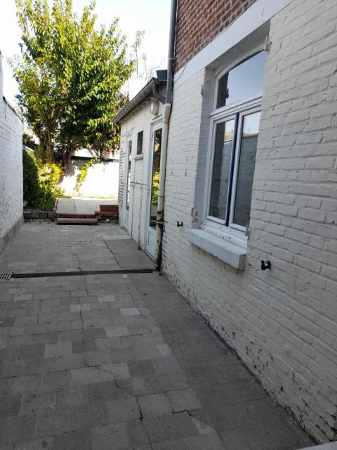 Location maison F5 Amiens - Photo 2