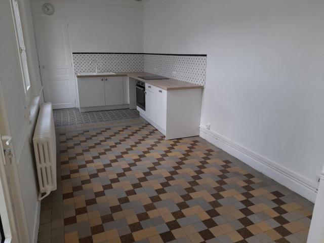 Location maison F5 Amiens - Photo 4