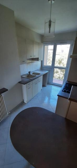 Location appartement T4 Ste Foy les Lyon - Photo 8