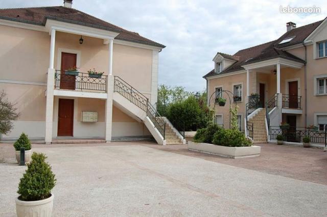 Location studio St Prix - Photo 2
