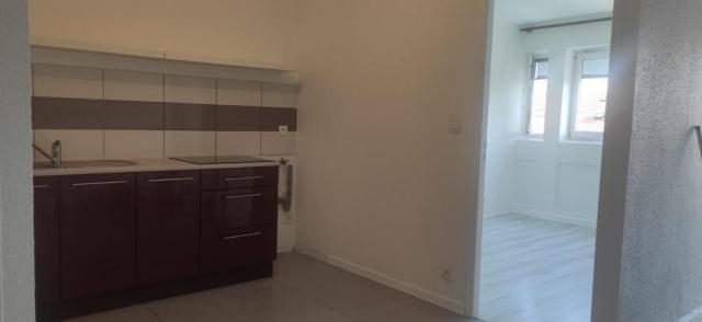 Location appartement T2 St Etienne - Photo 2