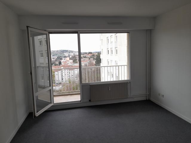 Location appartement T1 St Etienne - Photo 3