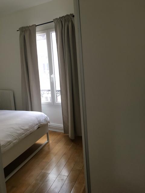 Location appartement T2 Paris 18 - Photo 6